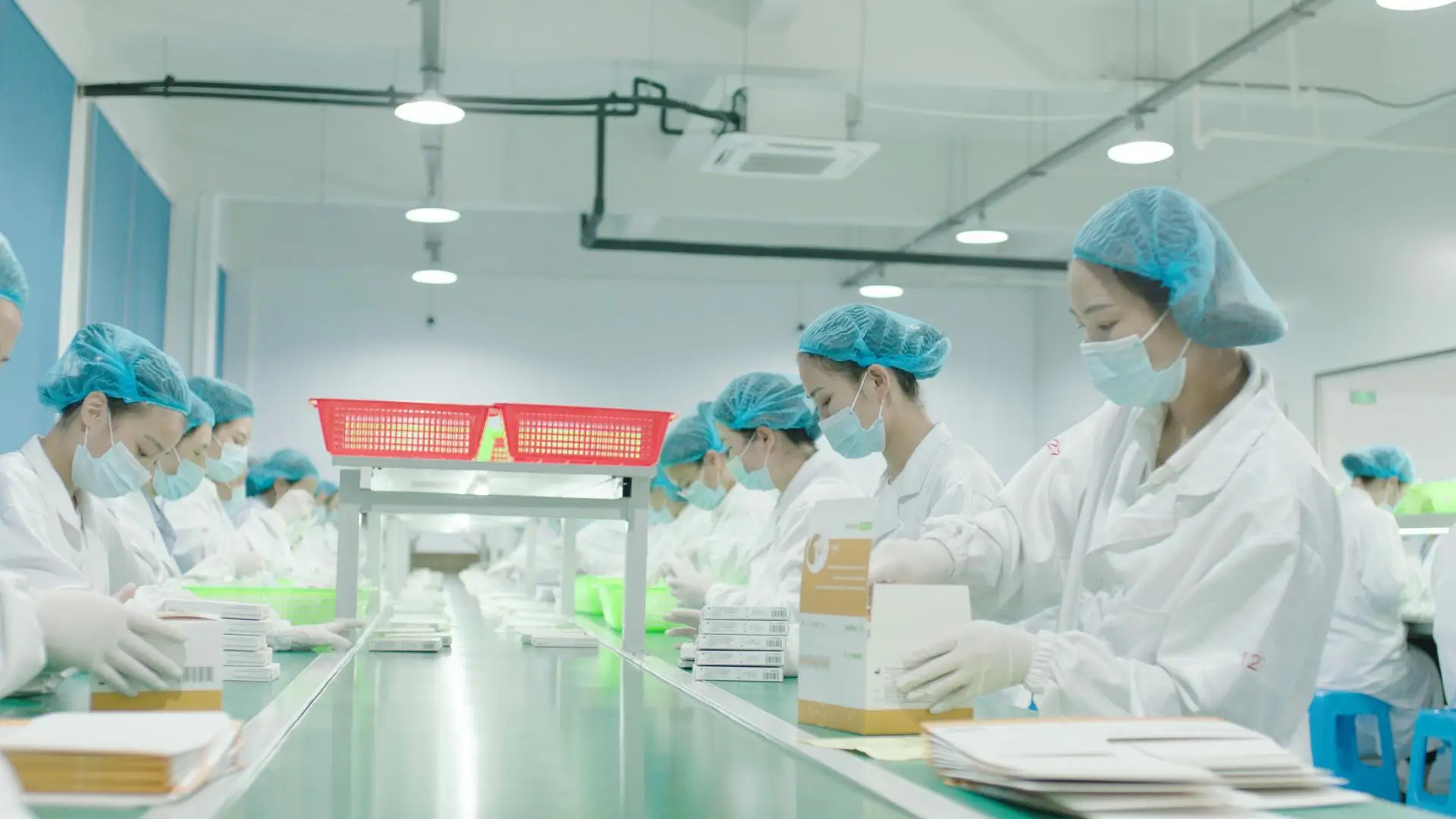 Gowning & Hygiene Standards